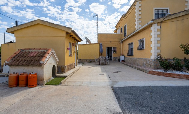 Herverkoop - Detached Villa -
Elche - La Hoya