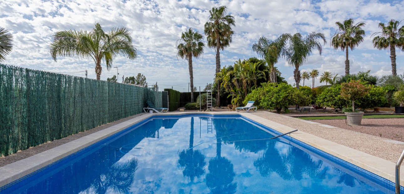 Herverkoop - Detached Villa -
Elche - La Hoya