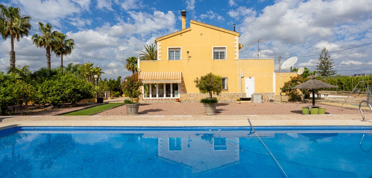 Herverkoop - Detached Villa -
Elche - La Hoya