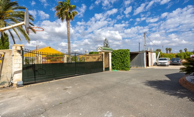 Herverkoop - Detached Villa -
Elche - La Hoya
