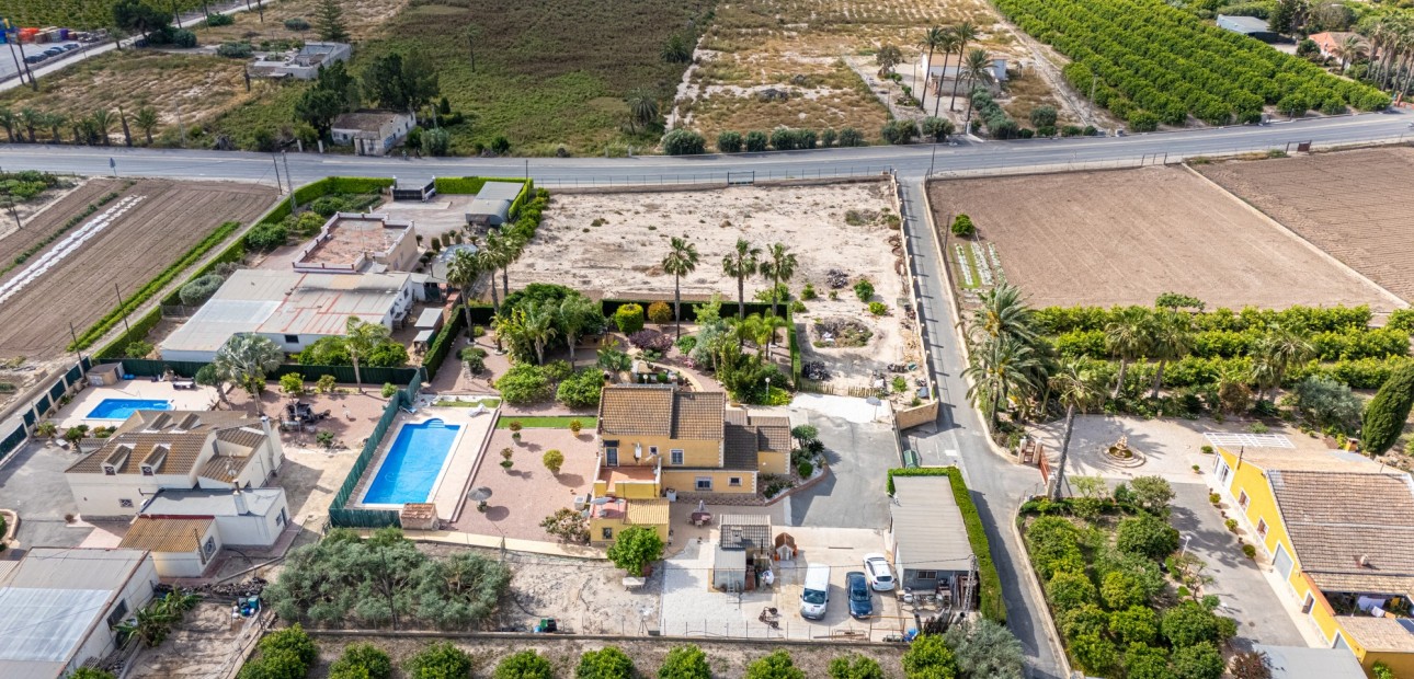 Herverkoop - Detached Villa -
Elche - La Hoya
