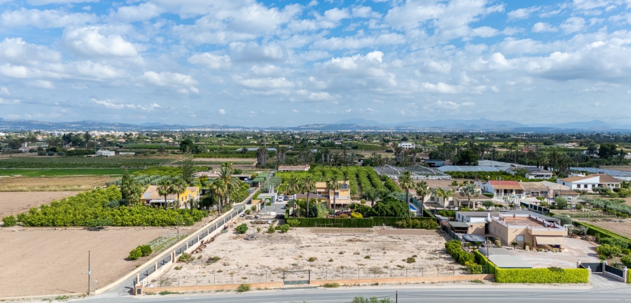 Herverkoop - Detached Villa -
Elche - La Hoya