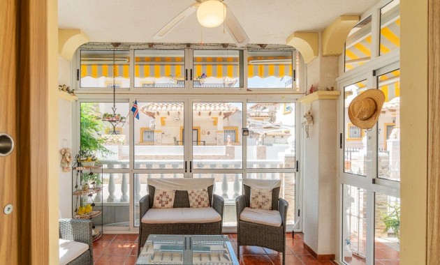 Herverkoop - Terraced house -
Orihuela Costa - Playa Flamenca