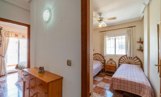 Herverkoop - Terraced house -
Orihuela Costa - Playa Flamenca