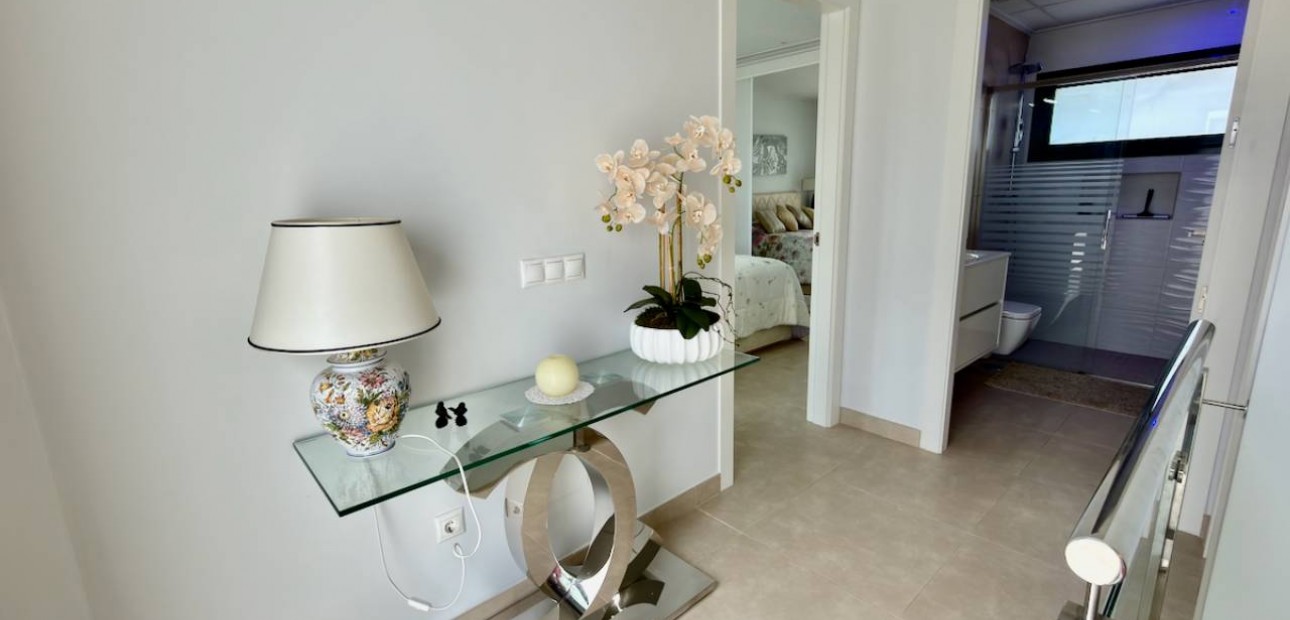 Sale - Villa -
Benijofar