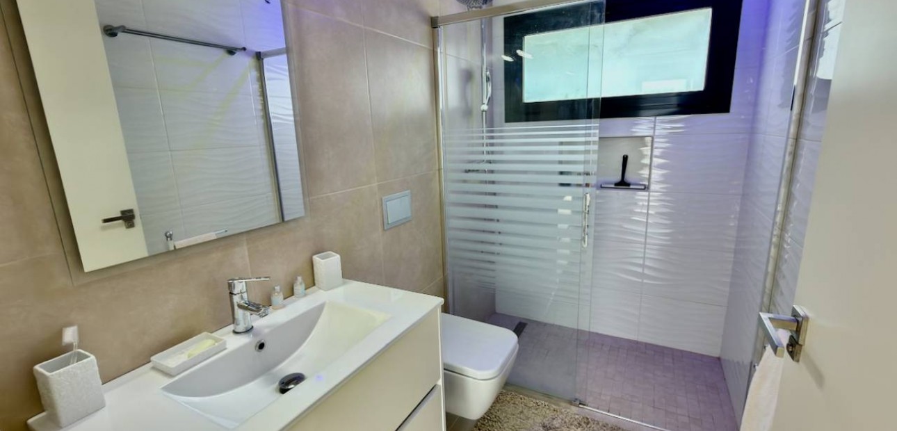 Sale - Villa -
Benijofar