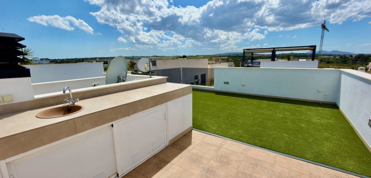 Sale - Villa -
Benijofar