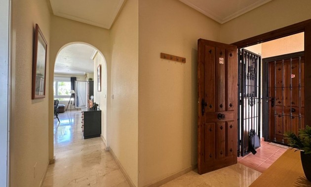 Sale - Apartment / flat -
Orihuela Costa - La Chismosa