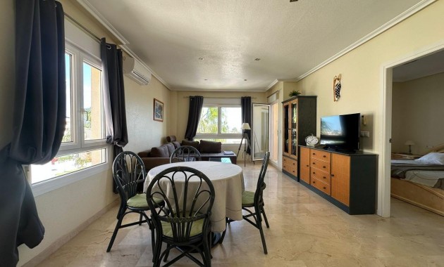 Sale - Apartment / flat -
Orihuela Costa - La Chismosa