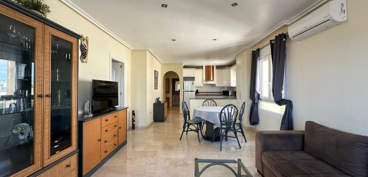 Sale - Apartment / flat -
Orihuela Costa - La Chismosa