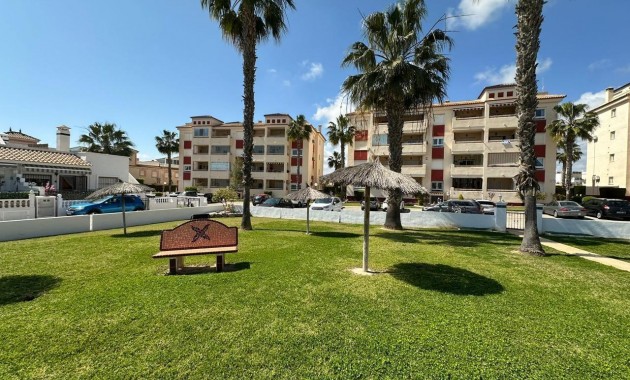 Sale - Apartment / flat -
Orihuela Costa - La Chismosa