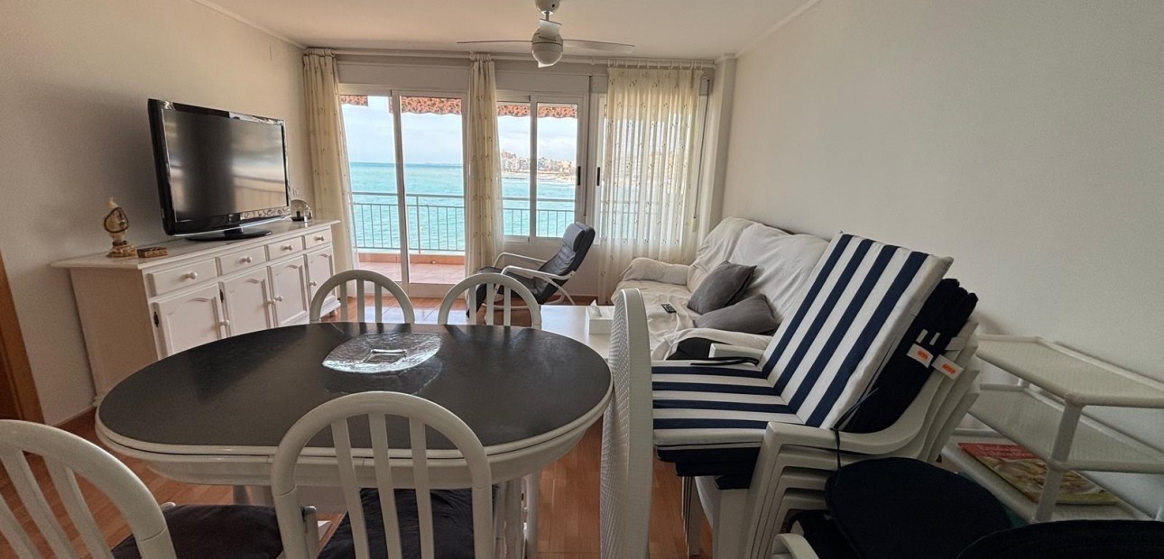 Sale - Apartment / flat -
Torrevieja - Los Frutales
