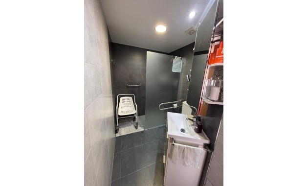 Sale - Apartment / flat -
Torrevieja - Los Frutales