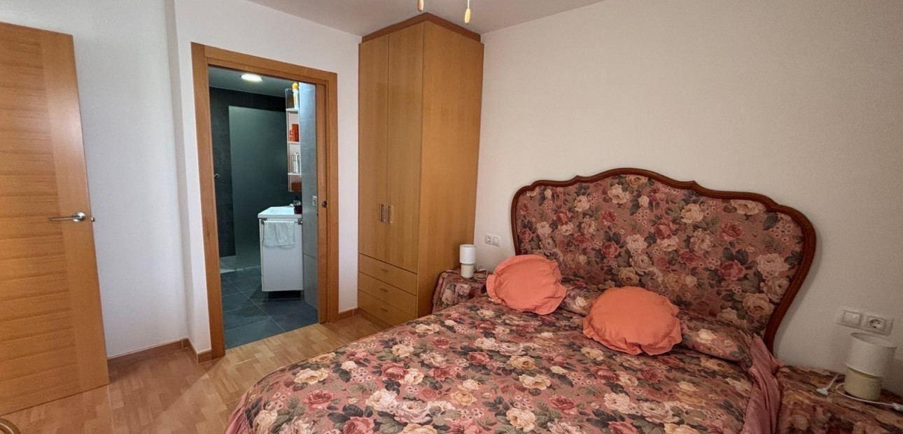 Sale - Apartment / flat -
Torrevieja - Los Frutales