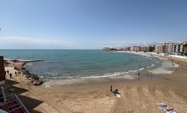 Sale - Apartment / flat -
Torrevieja - Los Frutales