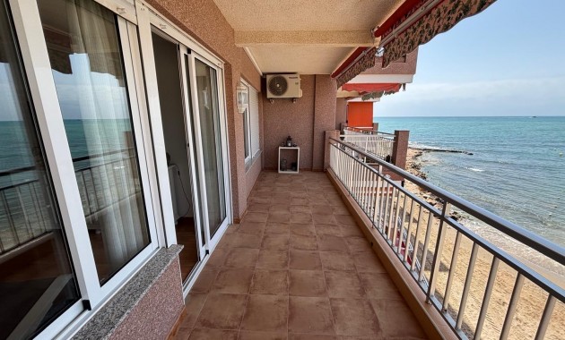 Sale - Apartment / flat -
Torrevieja - Los Frutales