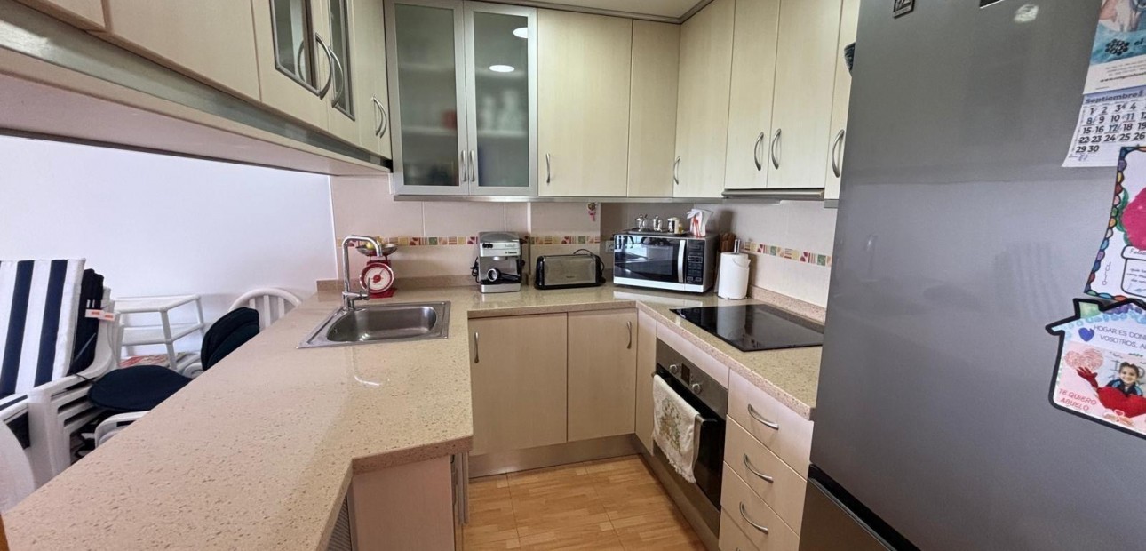 Sale - Apartment / flat -
Torrevieja - Los Frutales