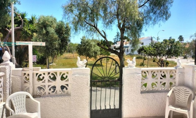 Sale - Bungalow -
Torrevieja - La Siesta - El Salado - Torreta