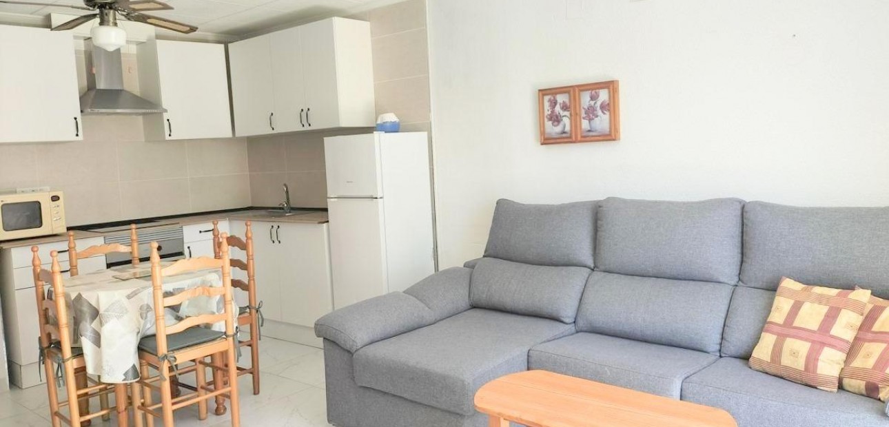 Sale - Bungalow -
Torrevieja - La Siesta - El Salado - Torreta