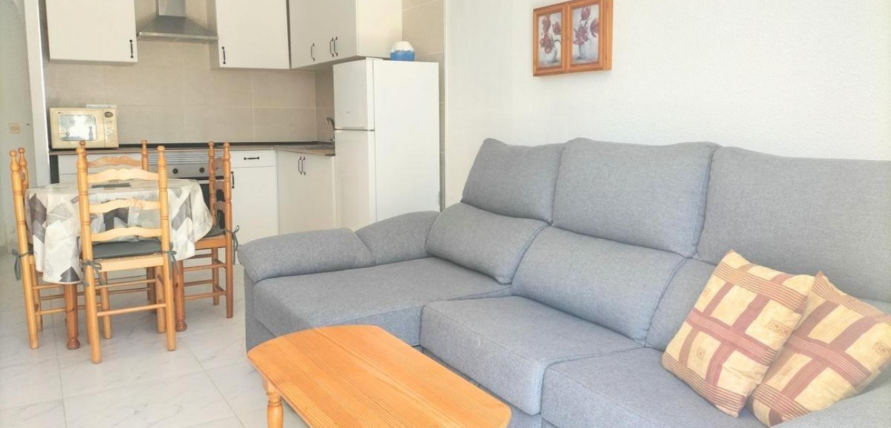 Sale - Bungalow -
Torrevieja - La Siesta - El Salado - Torreta
