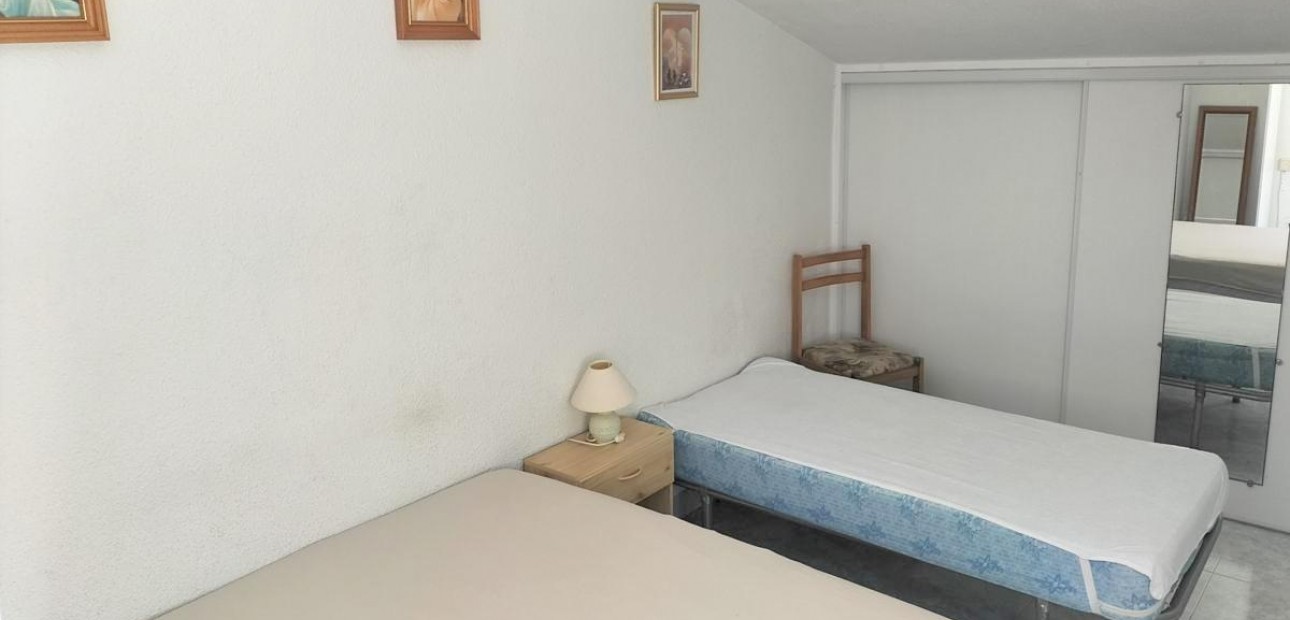 Sale - Bungalow -
Torrevieja - La Siesta - El Salado - Torreta
