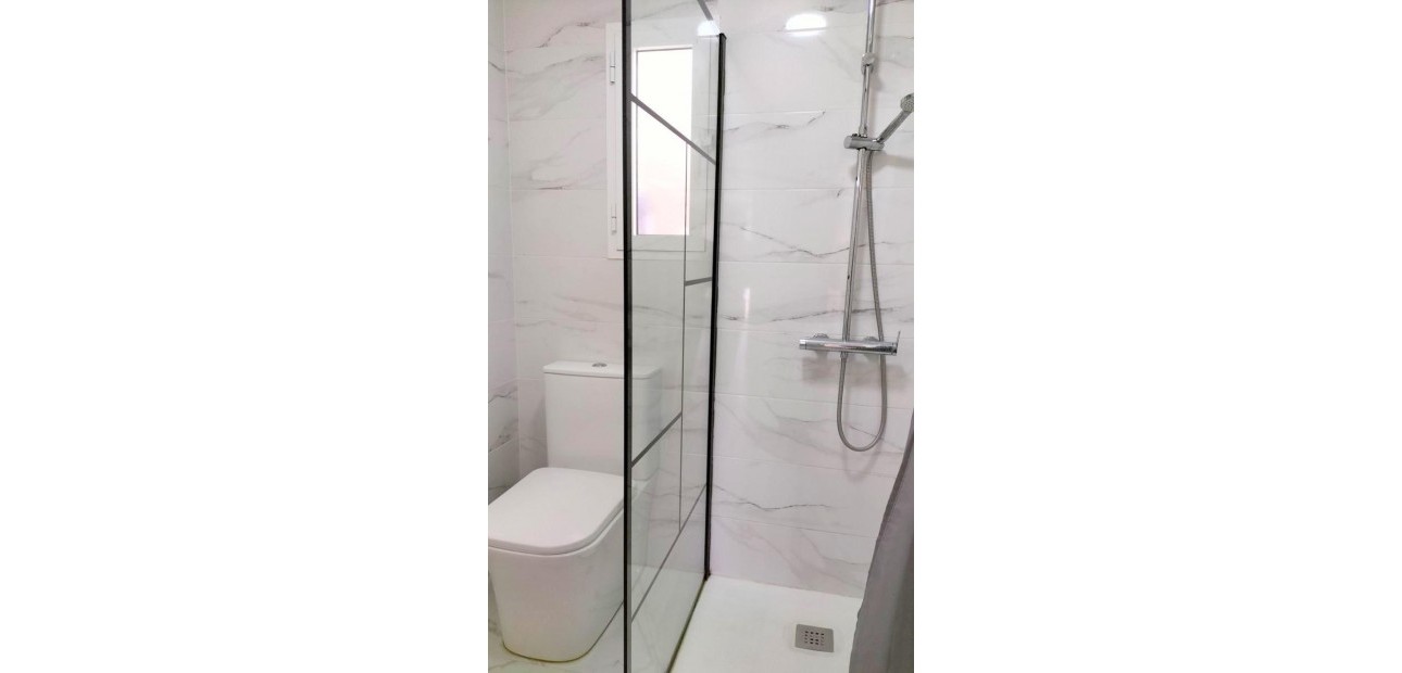 Sale - Bungalow -
Torrevieja - La Siesta - El Salado - Torreta