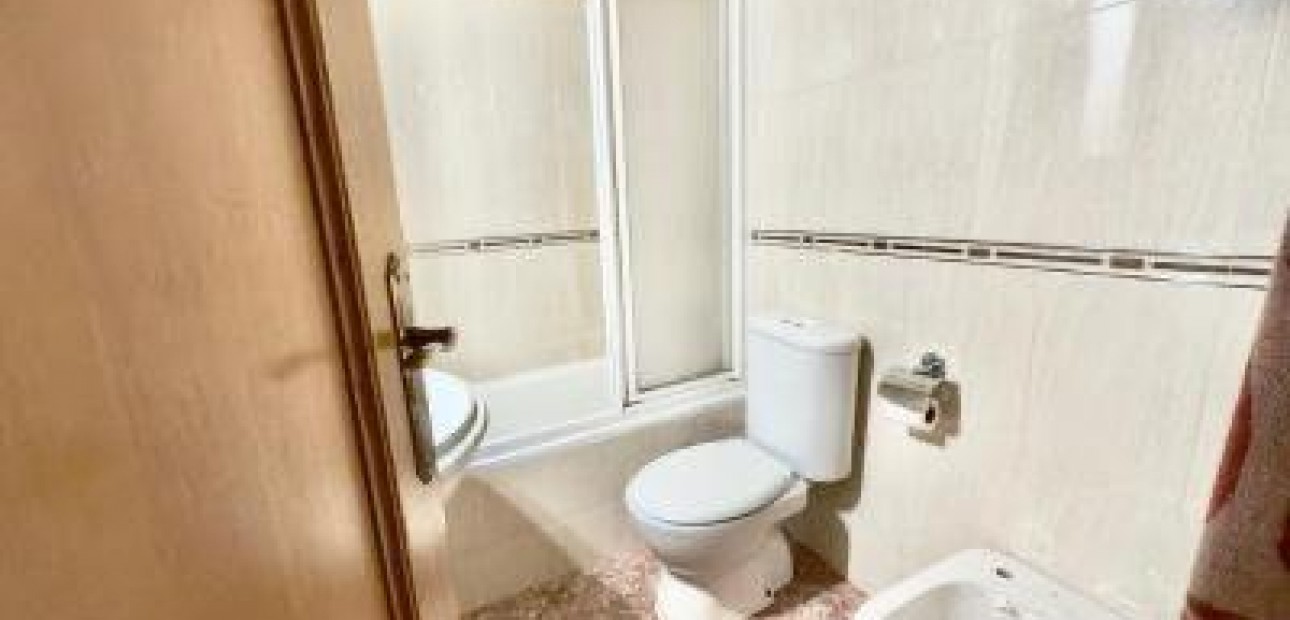Sale - Bungalow -
Rojales - Centro de la Ciudad Quesada