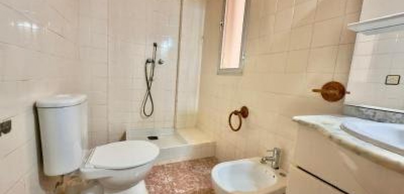 Sale - Bungalow -
Rojales - Centro de la Ciudad Quesada