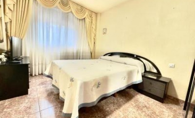 Sale - Bungalow -
Rojales - Centro de la Ciudad Quesada