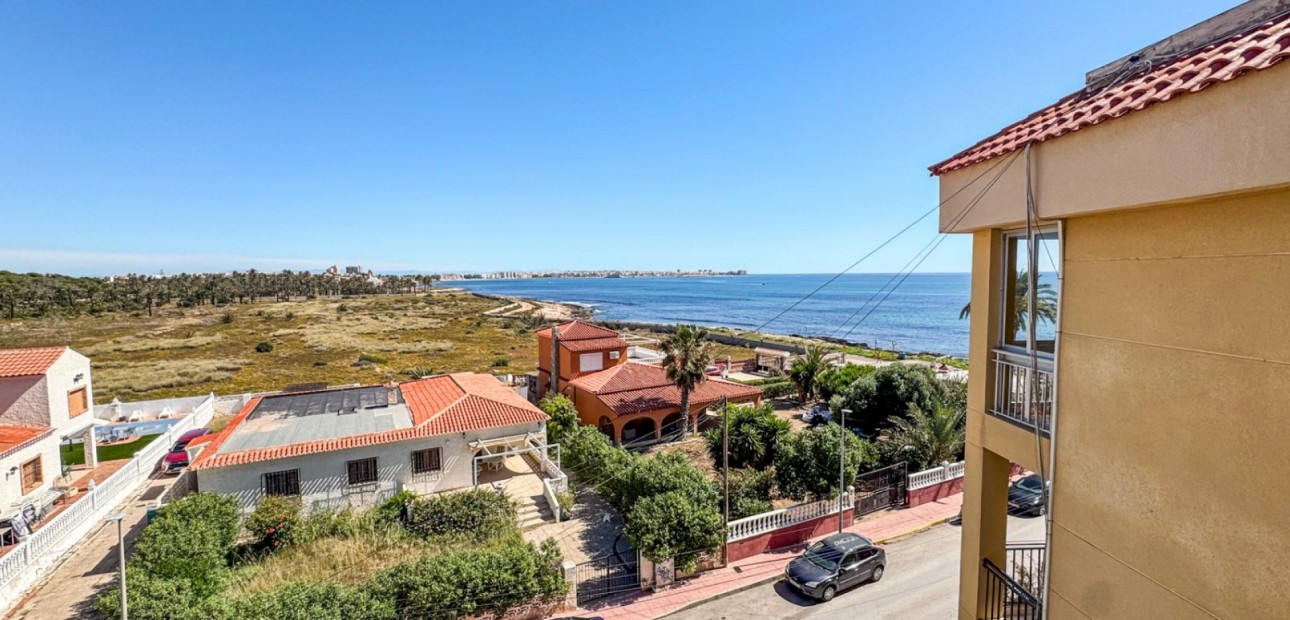 Venta - Apartamento / piso -
Torrevieja - Rocio del Mar