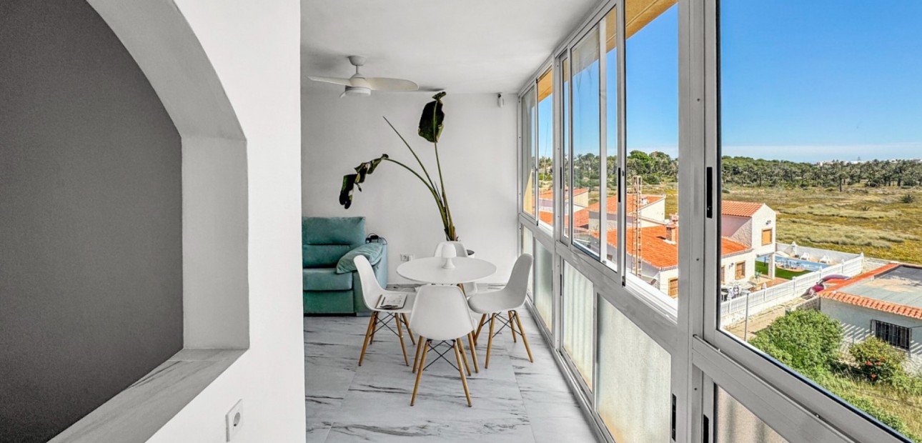 Venta - Apartamento / piso -
Torrevieja - Rocio del Mar