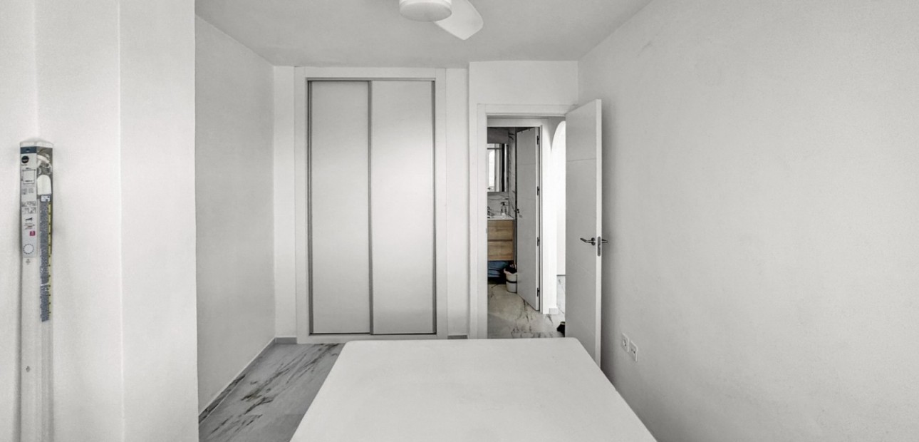 Venta - Apartamento / piso -
Torrevieja - Rocio del Mar