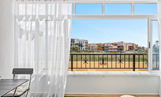 Sale - Apartment / flat -
Orihuela Costa - Playa Flamenca