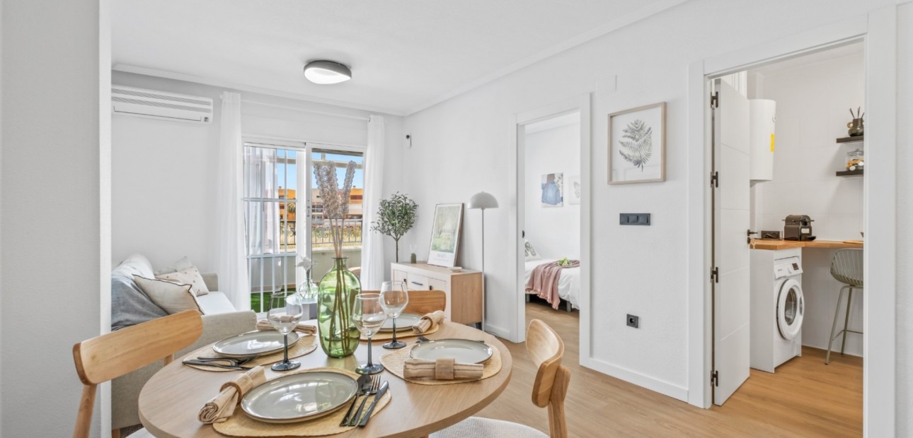 Sale - Apartment / flat -
Orihuela Costa - Playa Flamenca