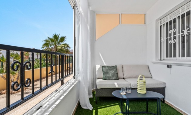 Sale - Apartment / flat -
Orihuela Costa - Playa Flamenca
