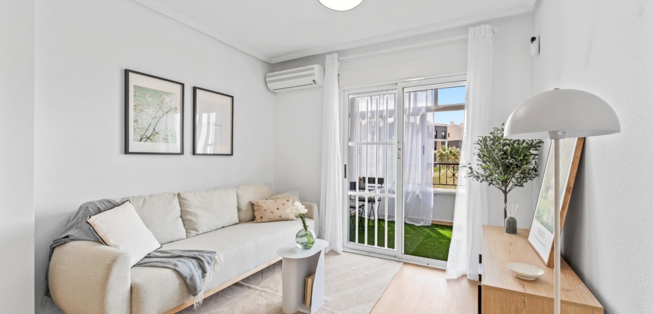 Sale - Apartment / flat -
Orihuela Costa - Playa Flamenca