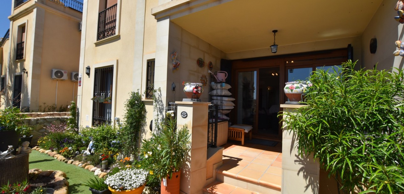 Sale - Apartment / flat -
Algorfa - La Finca Golf Resort