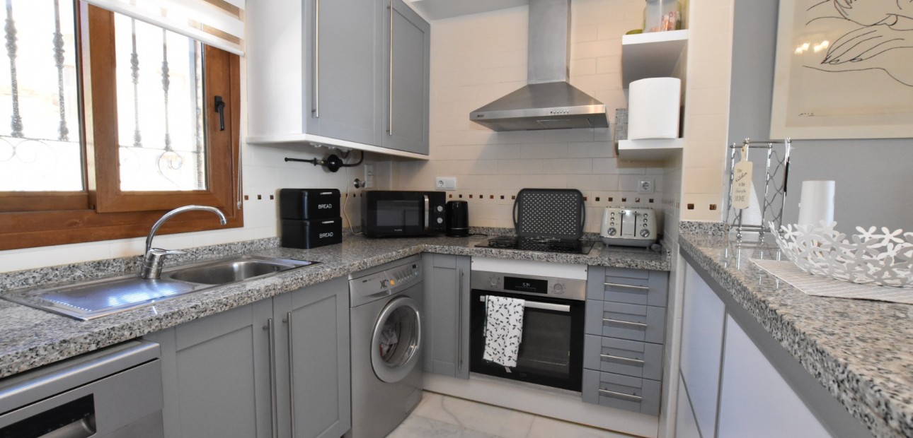 Sale - Apartment / flat -
Algorfa - La Finca Golf Resort