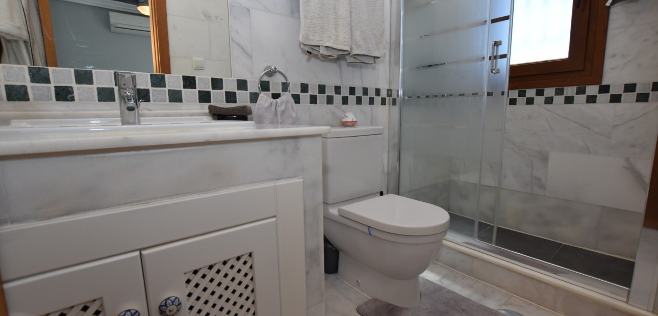 Sale - Apartment / flat -
Algorfa - La Finca Golf Resort