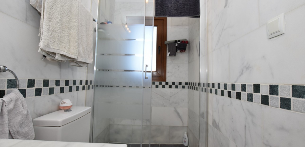Sale - Apartment / flat -
Algorfa - La Finca Golf Resort