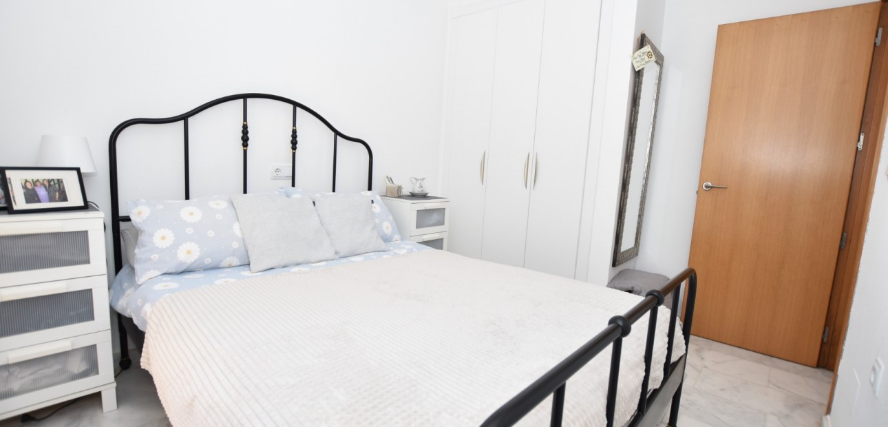 Sale - Apartment / flat -
Algorfa - La Finca Golf Resort