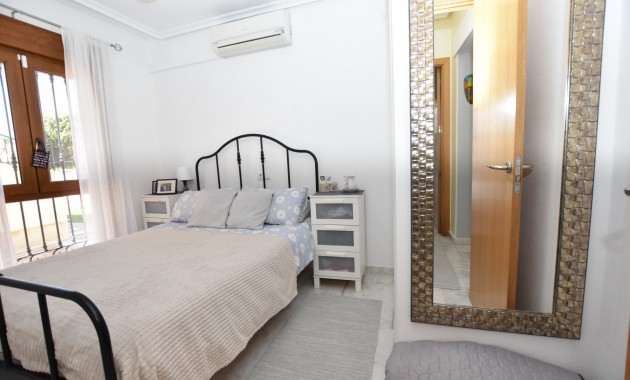 Sale - Apartment / flat -
Algorfa - La Finca Golf Resort