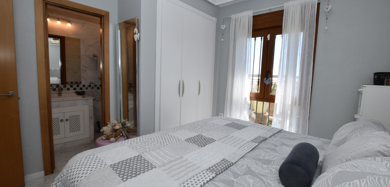 Sale - Apartment / flat -
Algorfa - La Finca Golf Resort