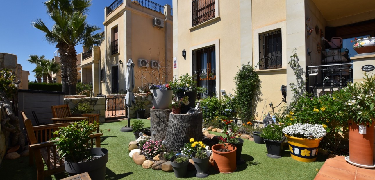 Sale - Apartment / flat -
Algorfa - La Finca Golf Resort