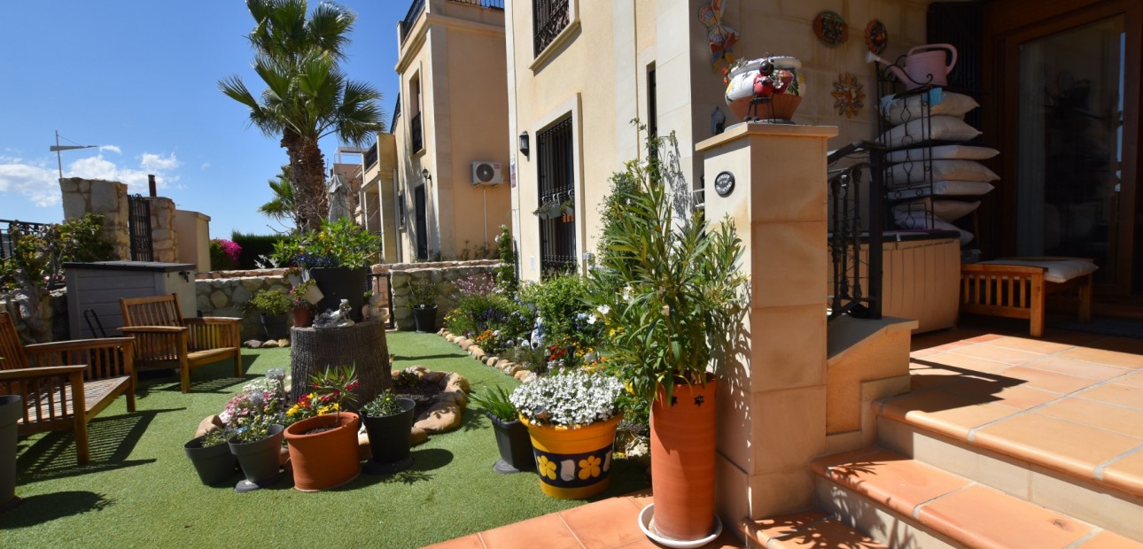 Sale - Apartment / flat -
Algorfa - La Finca Golf Resort