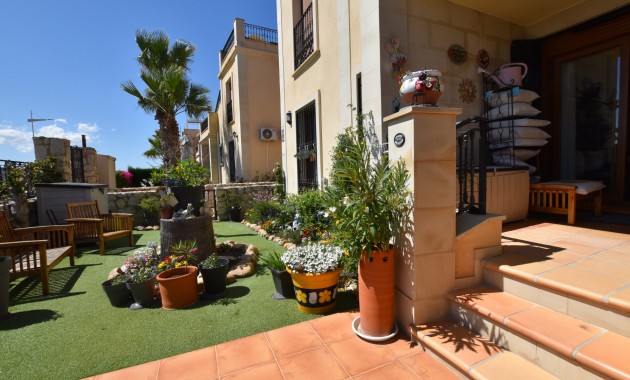 Sale - Apartment / flat -
Algorfa - La Finca Golf Resort