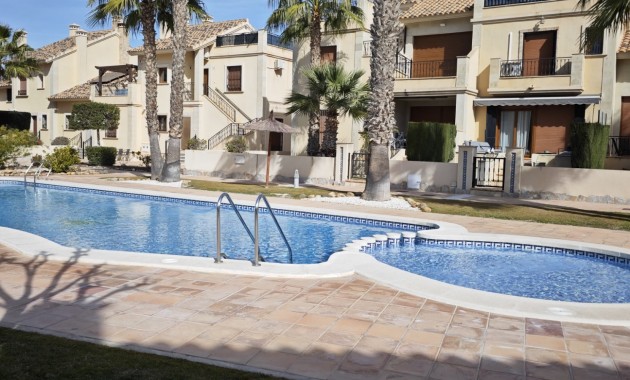 Sale - Apartment / flat -
Algorfa - La Finca Golf Resort