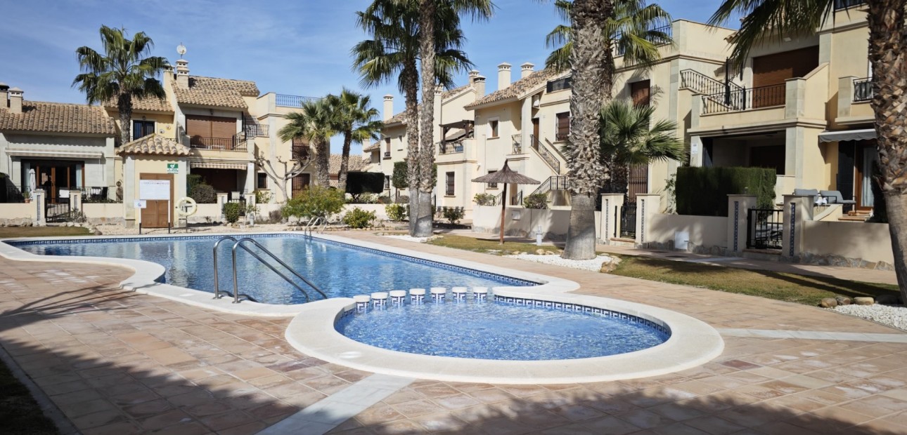 Sale - Apartment / flat -
Algorfa - La Finca Golf Resort