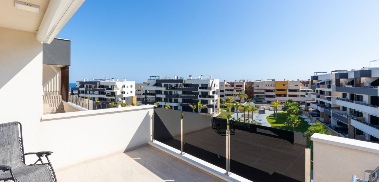 Sale - Apartment / flat -
Orihuela Costa - Playa Flamenca