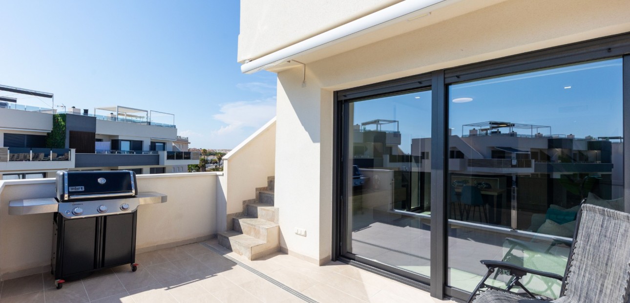 Sale - Apartment / flat -
Orihuela Costa - Playa Flamenca